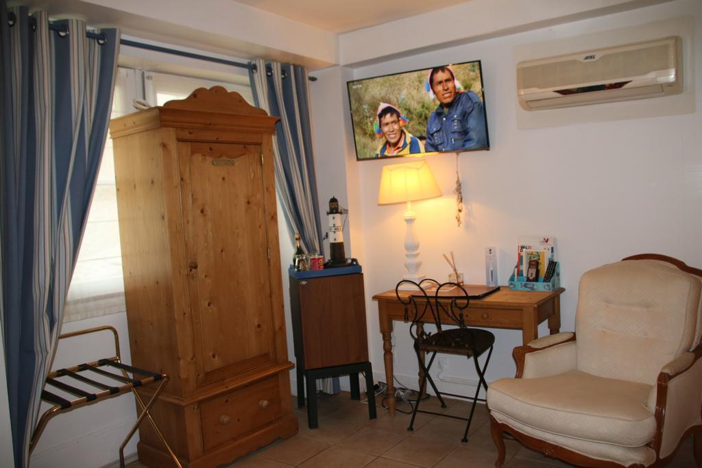 Hostellerie Du Prieure 圣普里 外观 照片