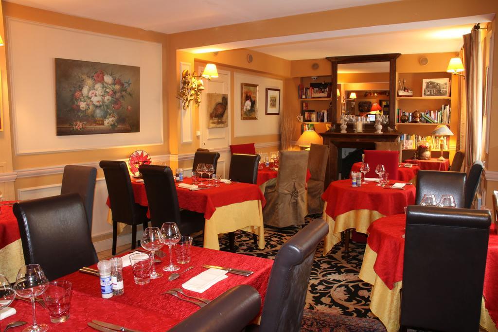 Hostellerie Du Prieure 圣普里 外观 照片