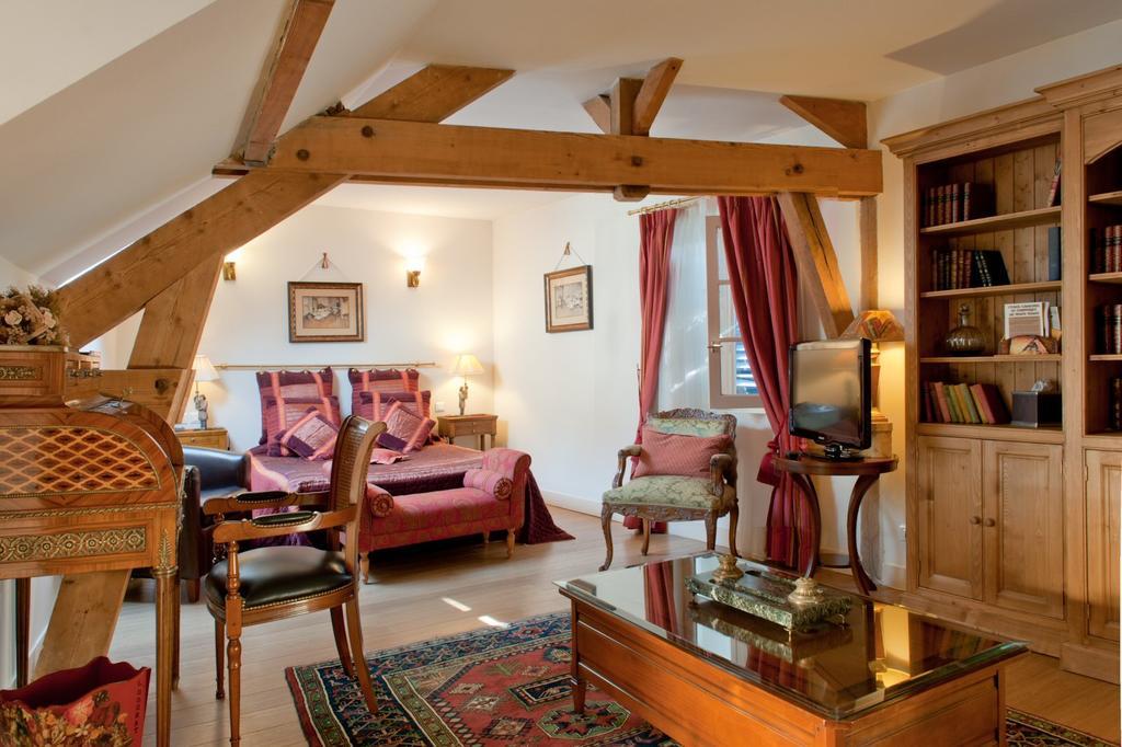 Hostellerie Du Prieure 圣普里 外观 照片