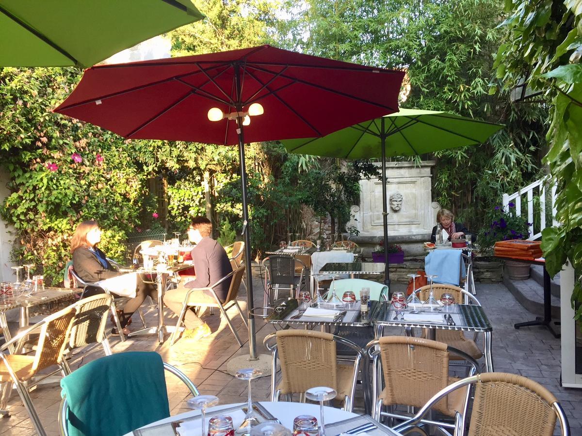 Hostellerie Du Prieure 圣普里 外观 照片