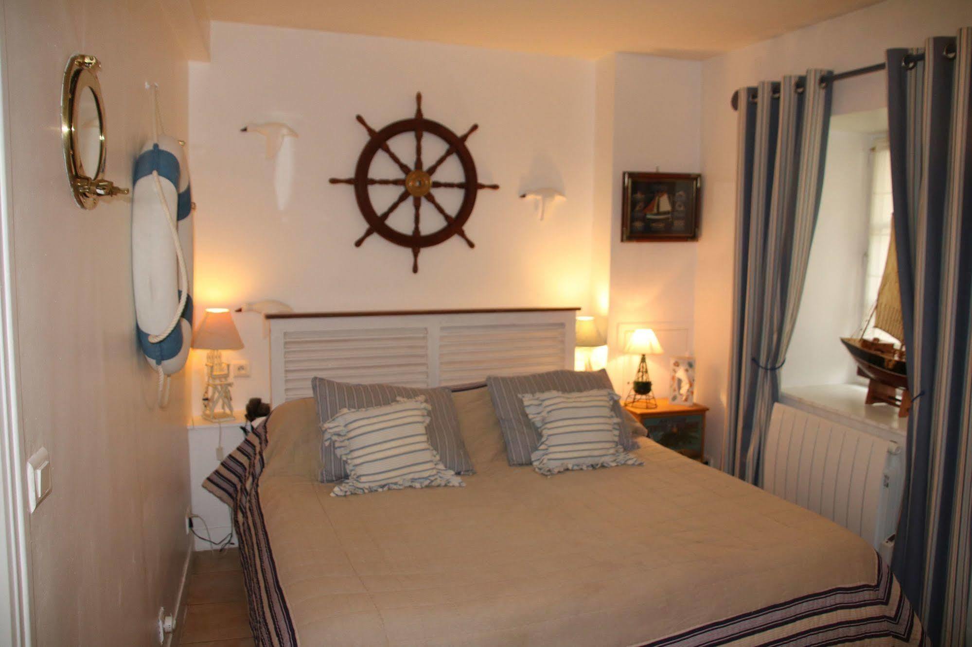 Hostellerie Du Prieure 圣普里 外观 照片