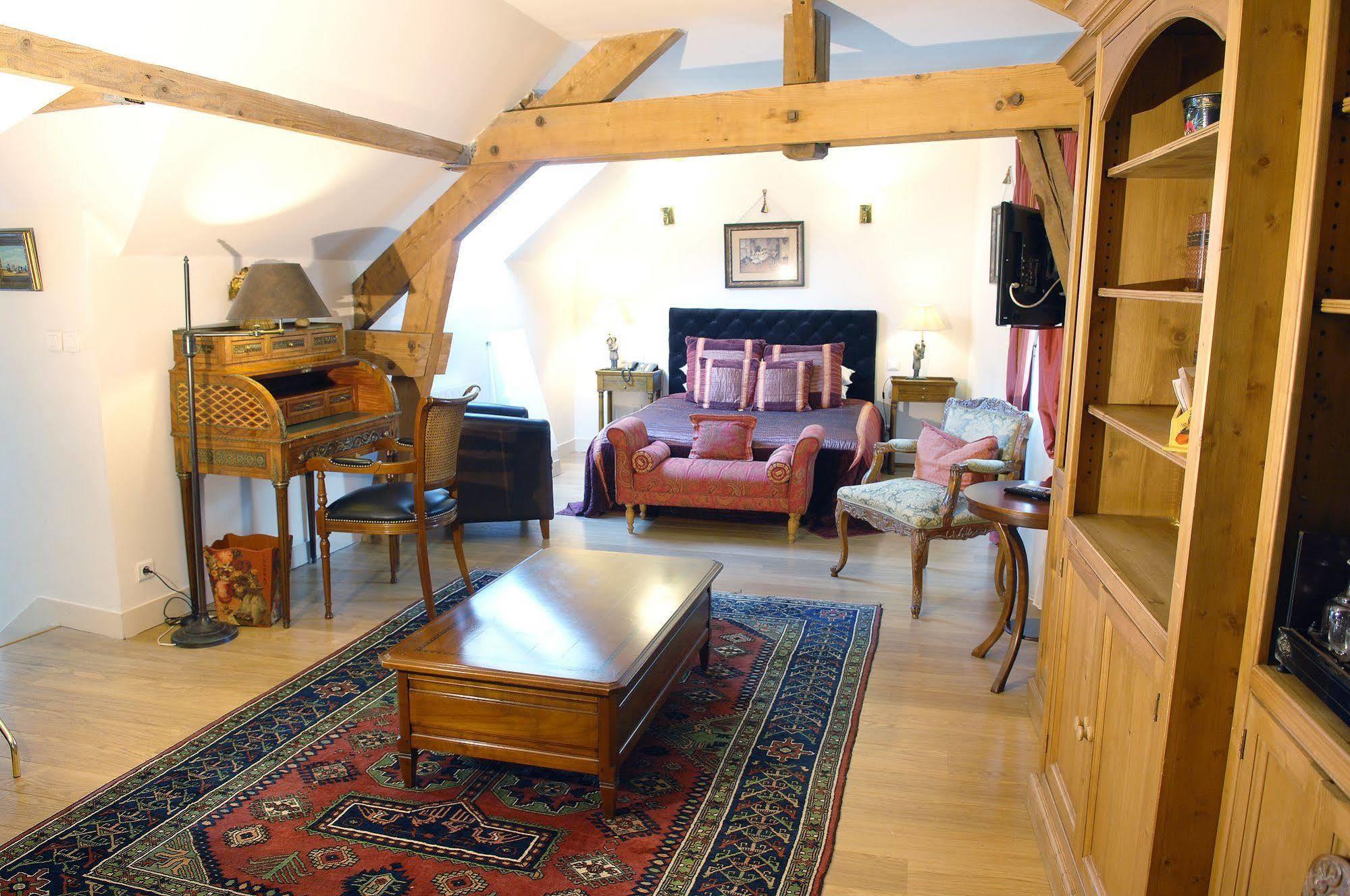 Hostellerie Du Prieure 圣普里 外观 照片
