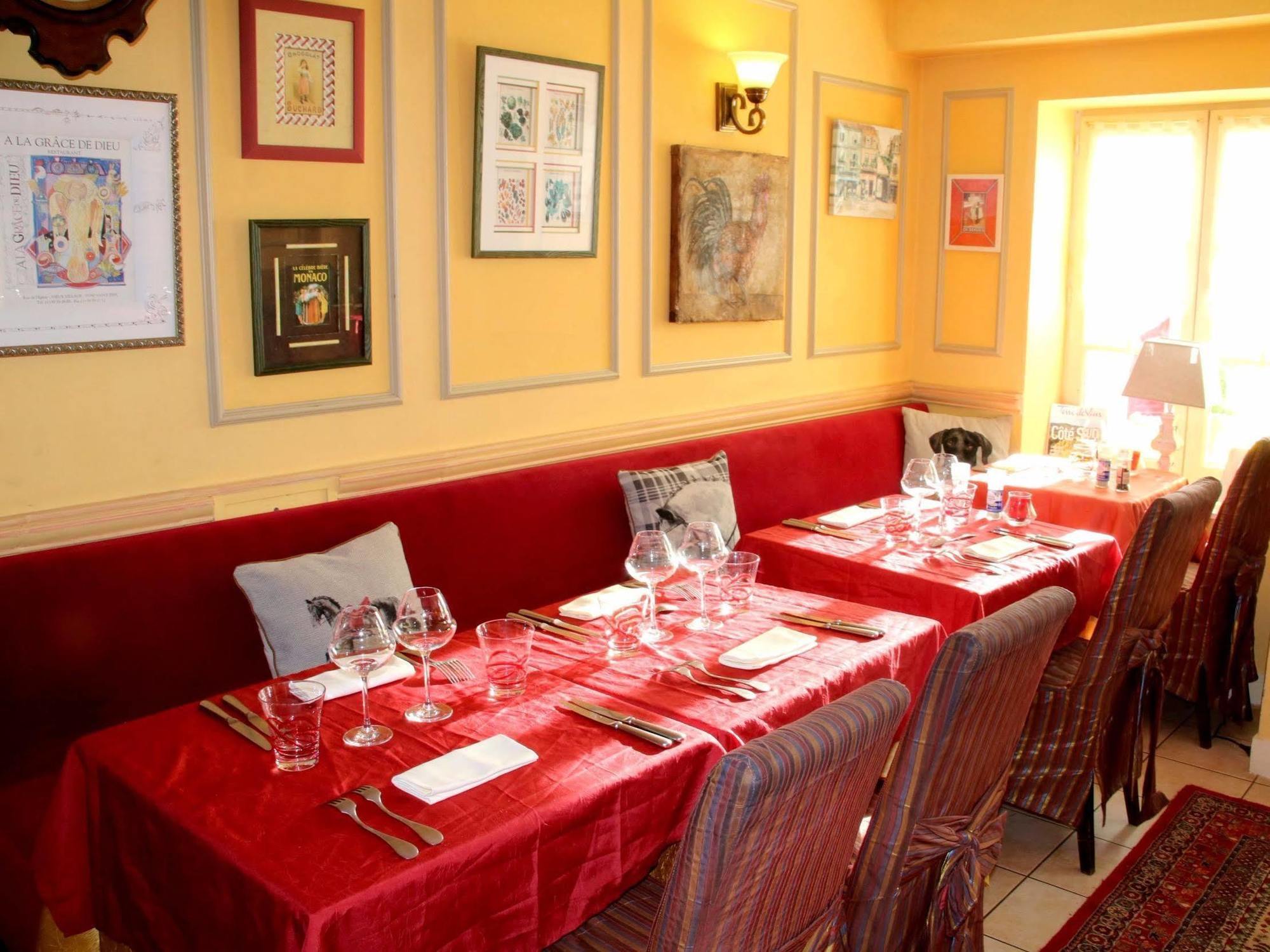 Hostellerie Du Prieure 圣普里 外观 照片