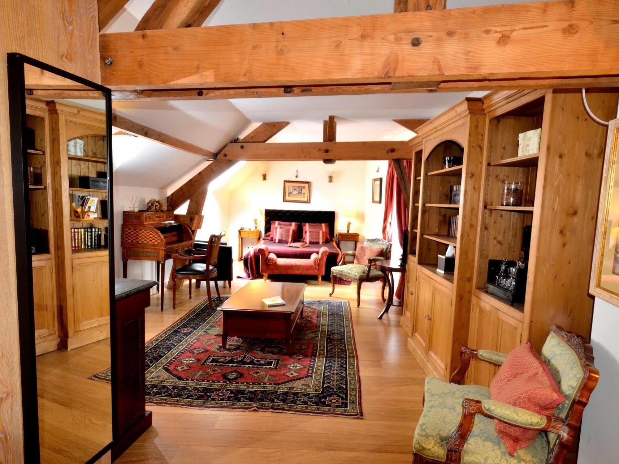 Hostellerie Du Prieure 圣普里 外观 照片