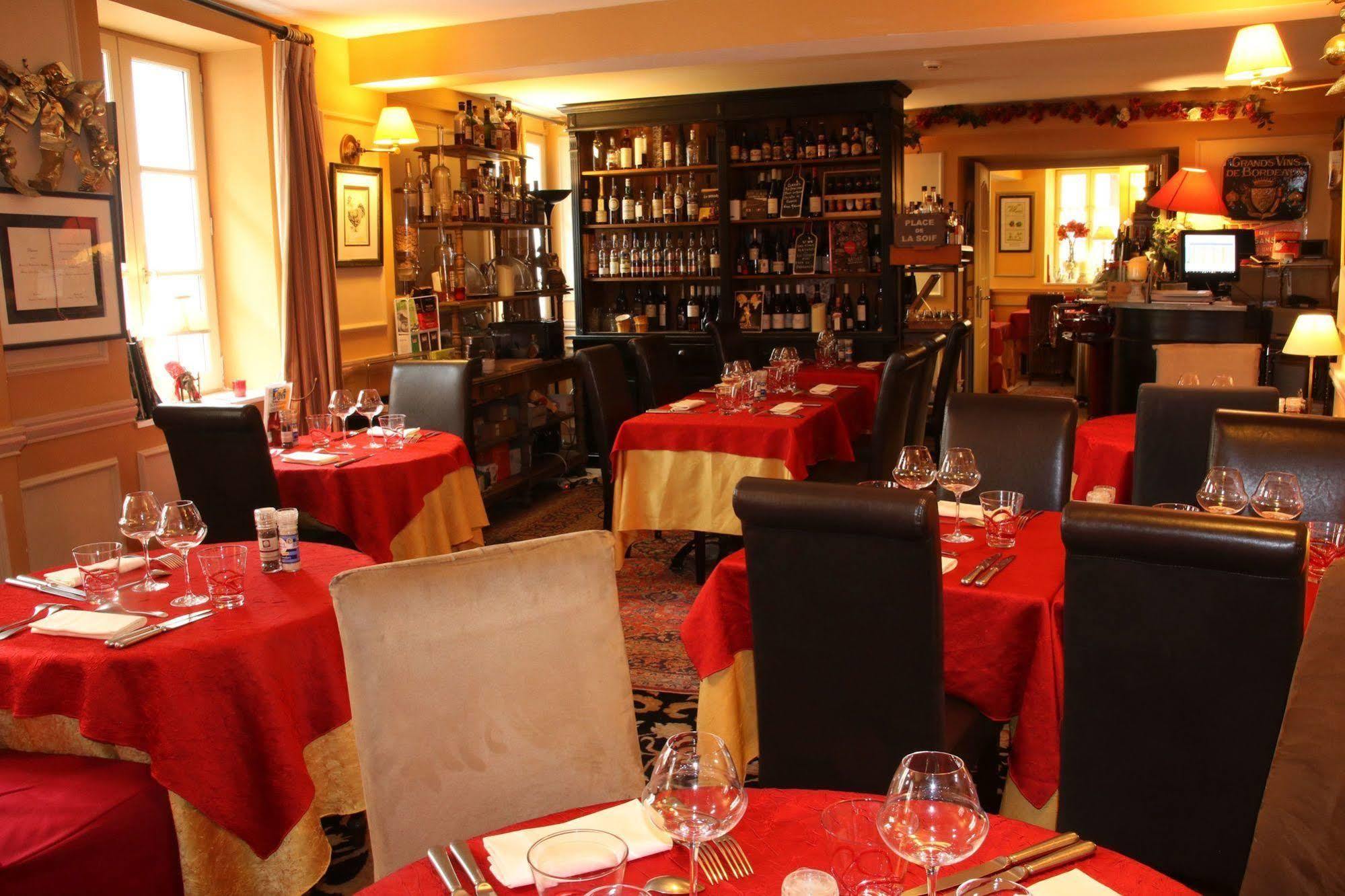 Hostellerie Du Prieure 圣普里 外观 照片