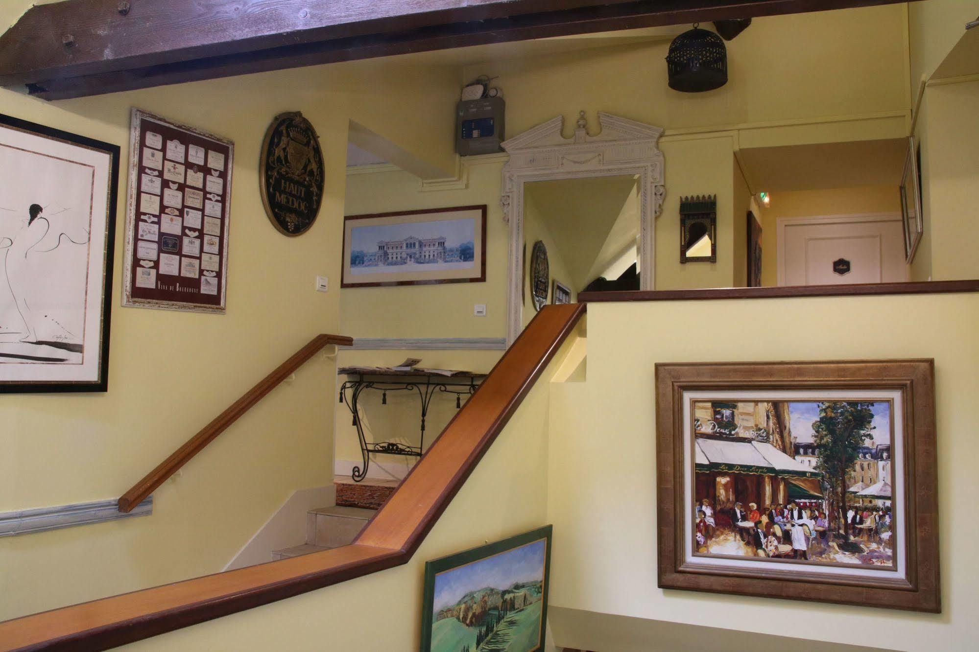 Hostellerie Du Prieure 圣普里 外观 照片